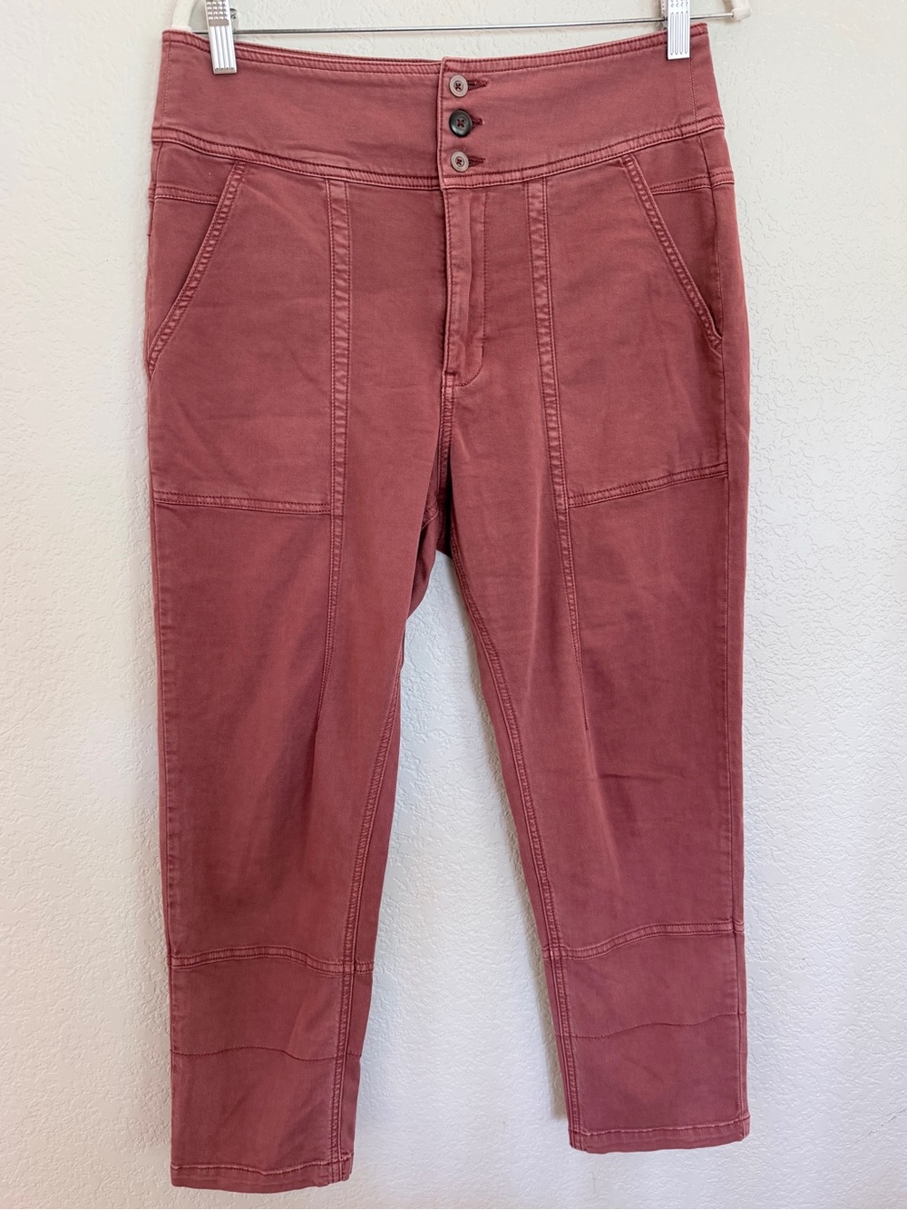 Anthropologie Cropped Utility Pants in Mauve/Rust β Size 8